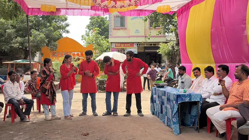 नमो सेवा गाथा पर शनिवार को जिले के विभिन्न स्थानों पर नुक्कड़ नाटक आयोजित किये गए